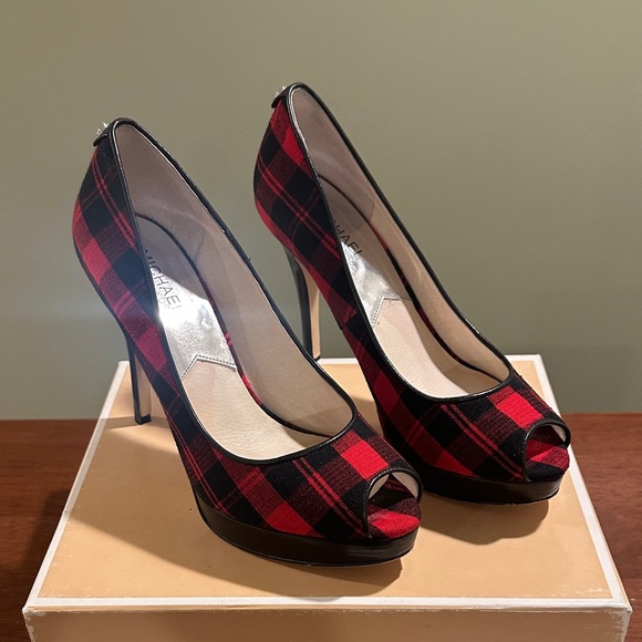 MICHAEL Michael Kors Shoes - Michael Kors Plaid Peep-Toe Heels ✨🌹